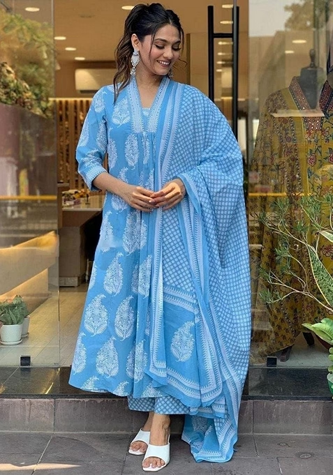 Blue Digital Print Rayon Kurta Set With Dupatta